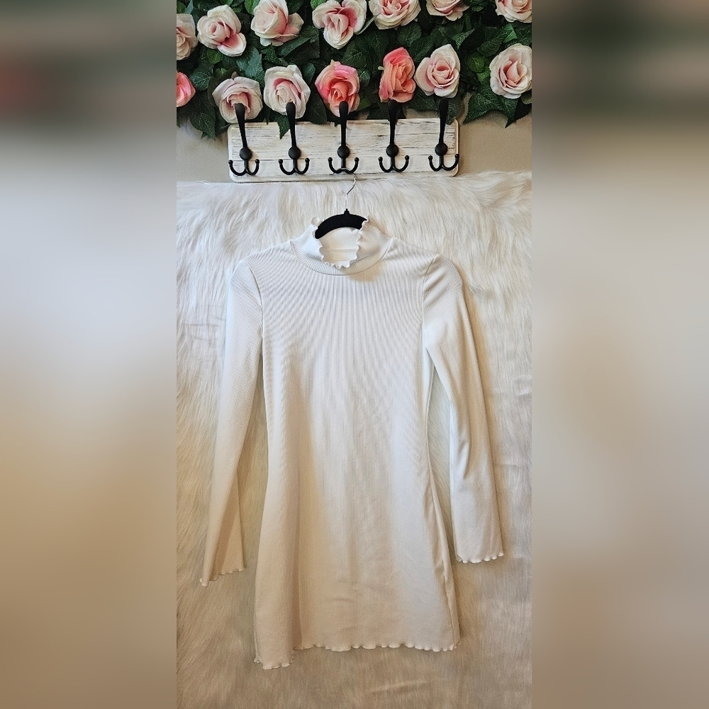 SHEIN Ribbed 90's Long Sleeve Sweater Dress